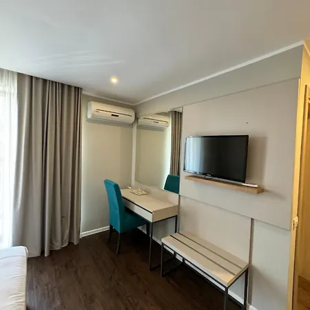 Hotel Rhodos 3*