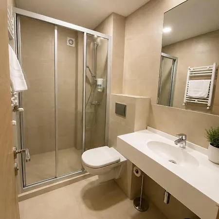 Hotel Rhodos 3*